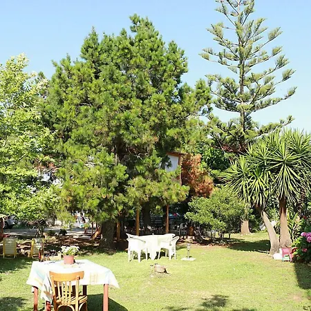 Apart Otel Gongis Agios Georgios (Corfu)
