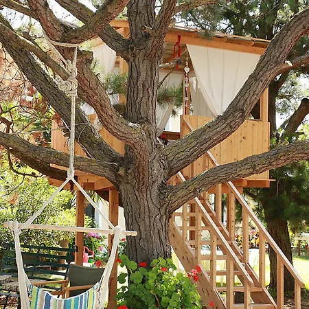 Апарт-отель Gongis