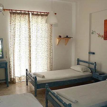 Gongis Ξενοδοχείο με διαμερίσματα Άγιος Γεώργιος