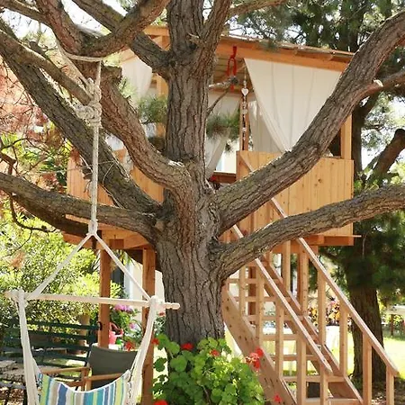 Gongis 3* Agios Georgios (Corfu)