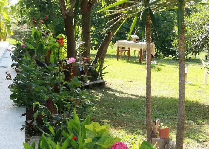Aparthotel Gongis 3*